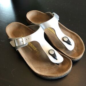 Birkenstock Gizeh Sandals Size 34/3